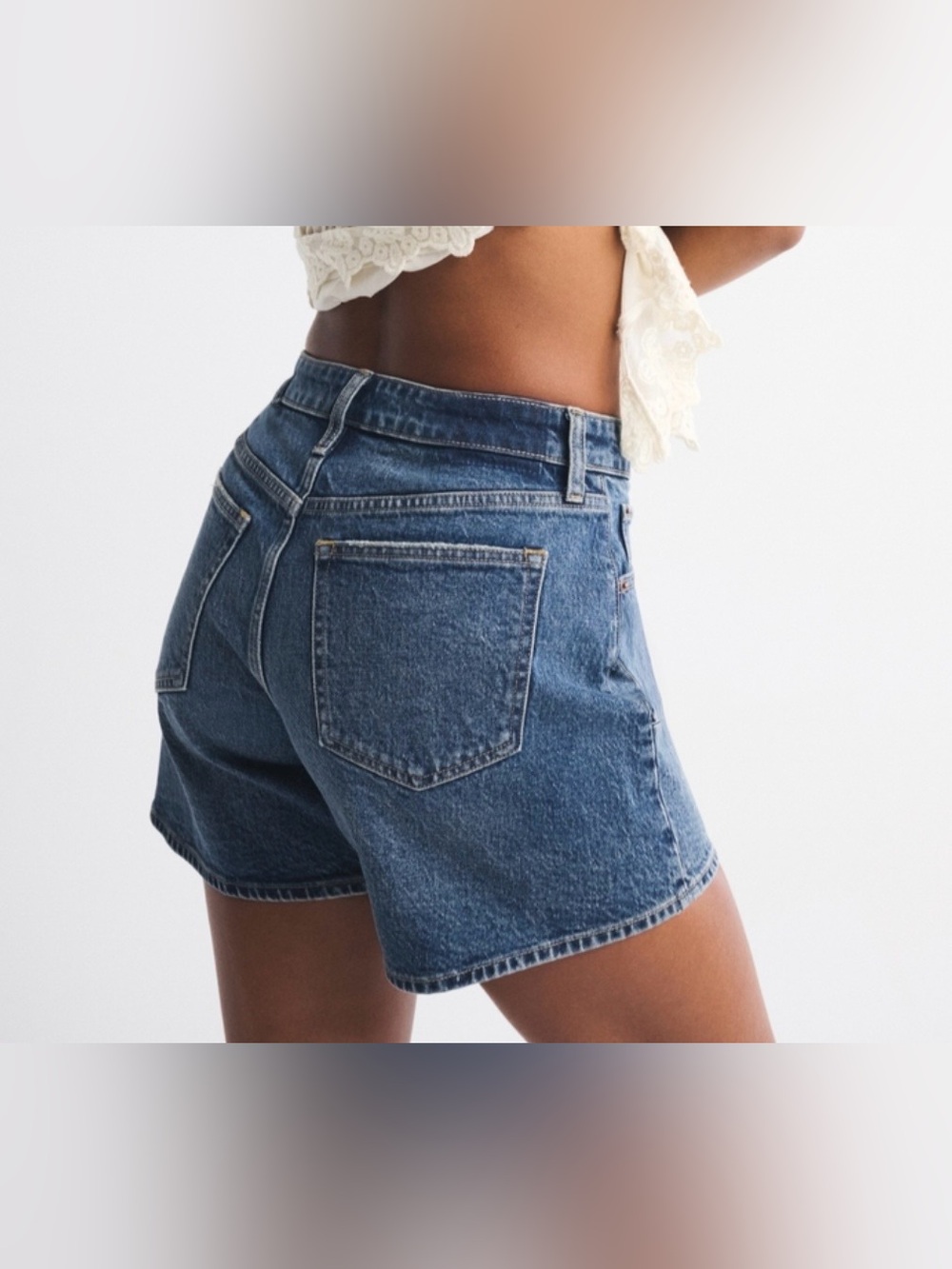 Abercrombie & Fitch Curve Love High Rise Dad Short - Picture 4 of 6